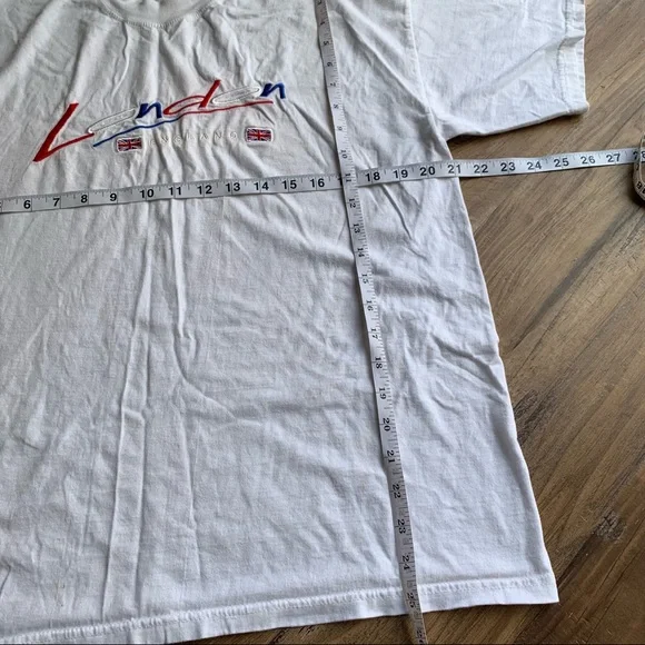 Vintage y2k 90s London Spell Out Graphic t-shirt size L - Picture 5 of 7